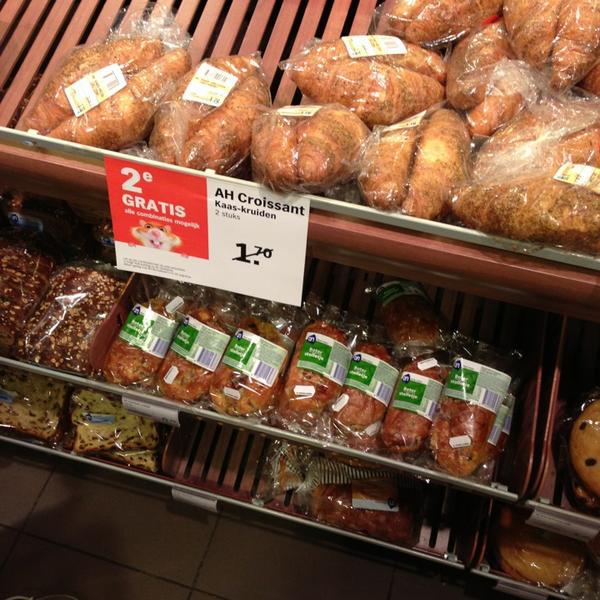 Photo taken at Albert Heijn by Boudewijn V. on 8/20/2013