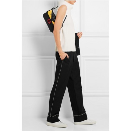 FENDI/芬迪 女包 女式单肩包 Q01785771 Black FENDI/芬迪 女包 女式单肩包 Q01785771 Black