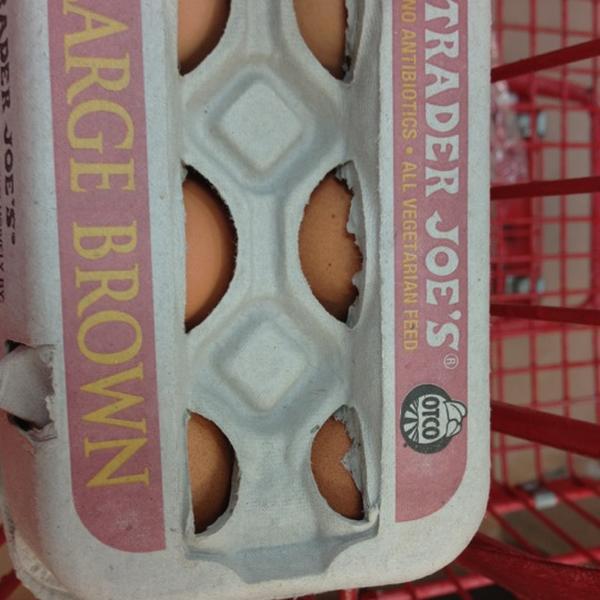 Photo taken at Trader Joe's by Martin S. on 10/30/2012-弗吉尼亚州格伦 - 阿伦褐砂石大道11331 Photo taken at Trader Joe's by Martin S. on 10/30/2012