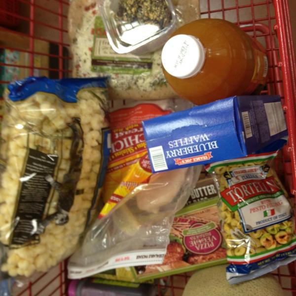 Photo taken at Trader Joe's by Rachel D. on 7/28/2013-弗吉尼亚州格伦 - 阿伦褐砂石大道11331 Photo taken at Trader Joe's by Rachel D. on 7/28/2013