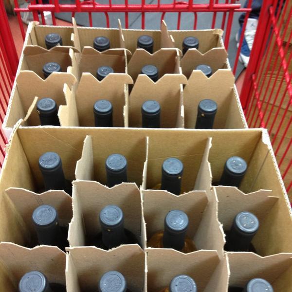 Photo taken at Trader Joe's by Brianne B. on 2/23/2013-佐治亚州亚特兰大梦露博士东北931(在第八街东北) Photo taken at Trader Joe's by Brianne B. on 2/23/2013