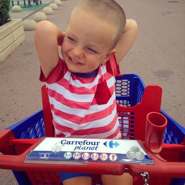 Photo taken at Carrefour by Oleg N. on 8/9/2014