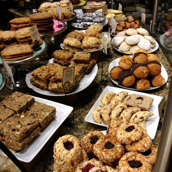 Photo taken at Whole Foods Market by Kate K. on 11/23/2012-美国华盛顿州西雅图第64街东北1026 Photo taken at Whole Foods Market by Kate K. on 11/23/2012