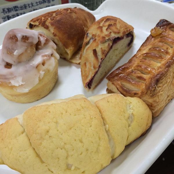 Photo taken at イオン 那覇ショッピングセンター by neotheplayer on 3/15/2015