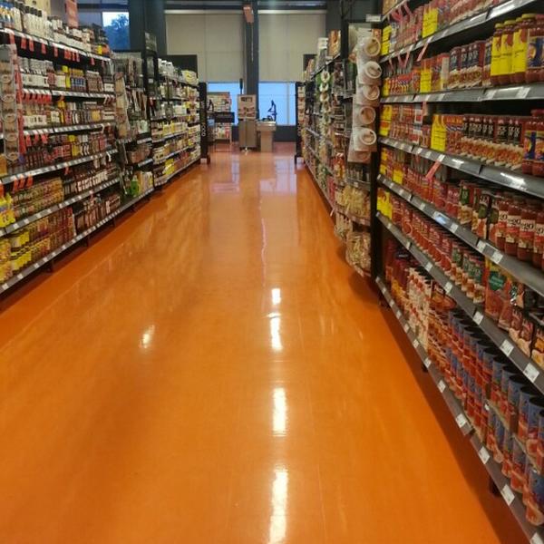 Photo taken at Loblaws by Eric A. on 9/6/2013-加拿大多伦多圣克莱尔大道396,近巴瑟斯特街 Photo taken at Loblaws by Eric A. on 9/6/2013
