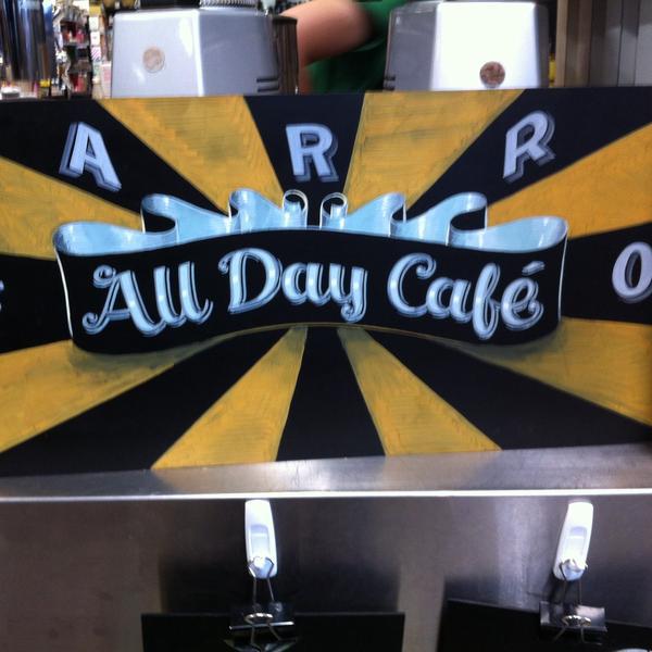 Photo taken at Farro Fresh by Mariana D. on 2/24/2015