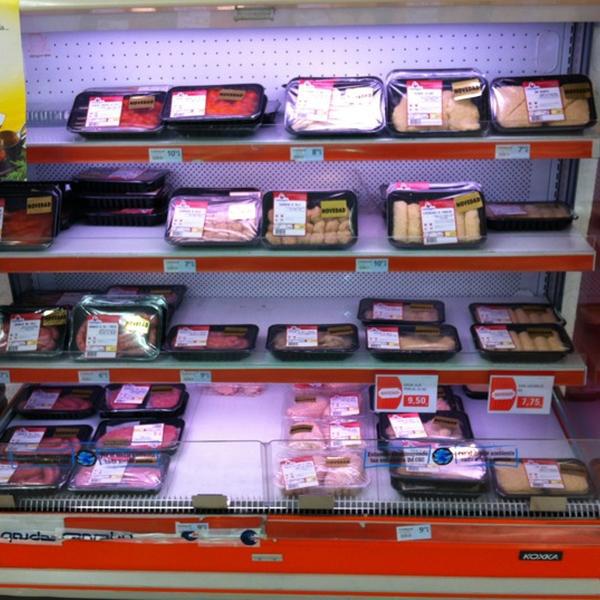 Photo taken at Caprabo by Angel L. on 3/10/2012