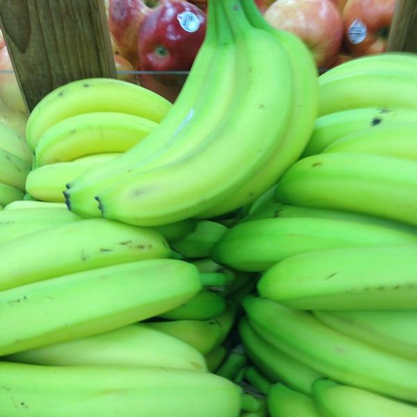 Photo taken at Trader Joe's by David L. on 10/29/2013-亚利桑那州斯科茨代尔弗兰克劳埃德莱特路7555号 Photo taken at Trader Joe's by David L. on 10/29/2013