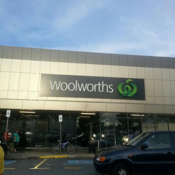 Photo taken at Woolworths by Irma Surya C. on 12/24/2013