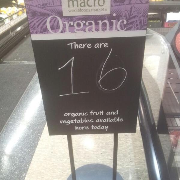 Photo taken at Woolworths by William B. on 1/9/2013-澳洲首都区2615霍尔特帕克斯博览会(哈德威克铬) Photo taken at Woolworths by William B. on 1/9/2013