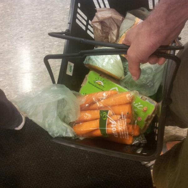 Photo taken at Woolworths by William B. on 12/9/2012-澳洲首都区2615霍尔特帕克斯博览会(哈德威克铬) Photo taken at Woolworths by William B. on 12/9/2012