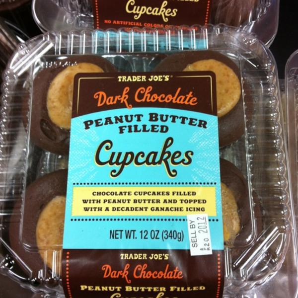 Photo taken at Trader Joe's by Jonah H. on 4/16/2012-弗吉尼亚州格伦 - 阿伦褐砂石大道11331 Photo taken at Trader Joe's by Jonah H. on 4/16/2012