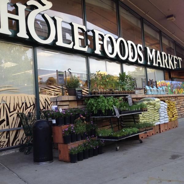 Whole Foods Market全食超市柏克莱店 加利福尼亚州伯克利阿什比大路电报大道3000号