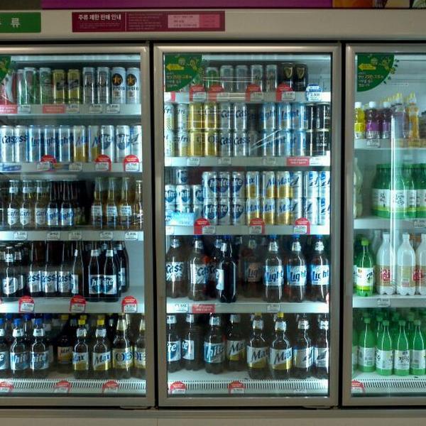 Photo taken at 홈플러스익스프레스(Home plus express) by Hani J. on 6/3/2012