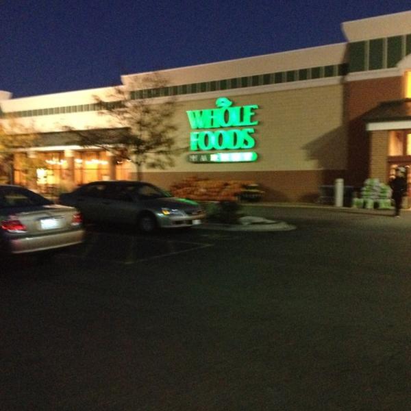 Whole Foods Market全食超市芝加哥店 伊利诺州布鲁克市美州大道第63街201号