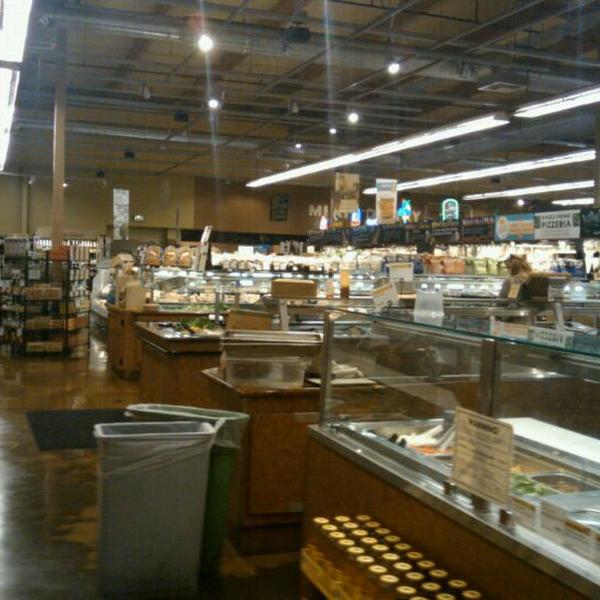 Photo taken at Whole Foods Market by Shawn U. on 7/15/2011-美国加利福尼亚州圣塔克拉利塔瓦伦西亚大道24130 Photo taken at Whole Foods Market by Shawn U. on 7/15/2011