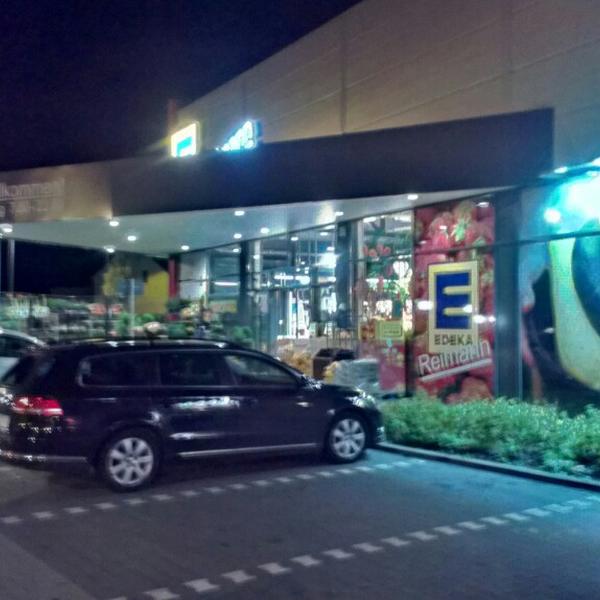 Photo taken at Edeka Aktiv Markt Reimann by conilon p. on 10/28/2013