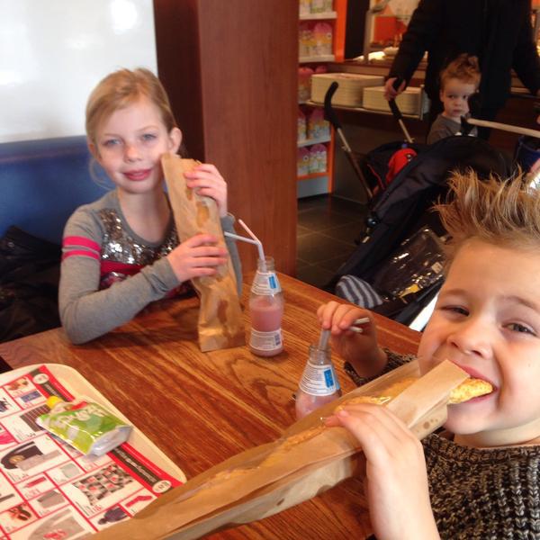 Photo taken at HEMA by Eric S. on 2/28/2015-荷兰乌特勒支武尔登佐恩达尔38-42 Photo taken at HEMA by Eric S. on 2/28/2015