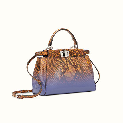 FENDI芬迪fendi女包16春款渐变色蟒蛇皮单肩手提包8BN2445RNF098Y FENDI芬迪fendi女包16春款渐变色蟒蛇皮单肩手提包8BN2445RNF098Y
