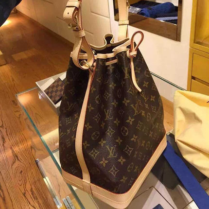 Louis Vuitton路易威登LV女包16新款经典老花帆布单肩手袋M42224 Louis Vuitton路易威登LV女包16新款经典老花帆布单肩手袋M42224