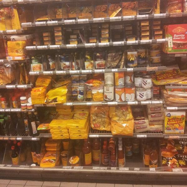 Photo taken at Albert Heijn by Miek L. on 3/13/2013-荷兰乌特勒支惠庭6号 Photo taken at Albert Heijn by Miek L. on 3/13/2013