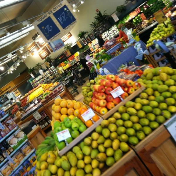 Photo taken at Whole Foods Market by Matthew F. on 3/29/2012-马里兰 巴尔的摩舰队街1001(在美国埃克塞特街) Photo taken at Whole Foods Market by Matthew F. on 3/29/2012