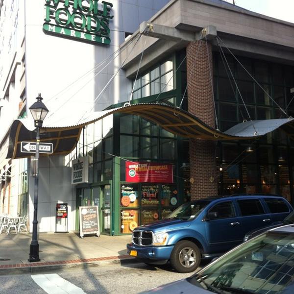 Photo taken at Whole Foods Market by MK on 7/30/2012-马里兰 巴尔的摩舰队街1001(在美国埃克塞特街) Photo taken at Whole Foods Market by MK on 7/30/2012