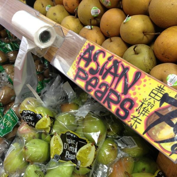 Photo taken at Trader Joe's by Max L. on 12/29/2012-加利福尼亚州红木路2052号 Photo taken at Trader Joe's by Max L. on 12/29/2012