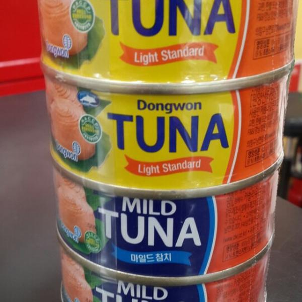 Photo taken at 홈플러스 (Home plus) by Jeong D. on 10/19/2013