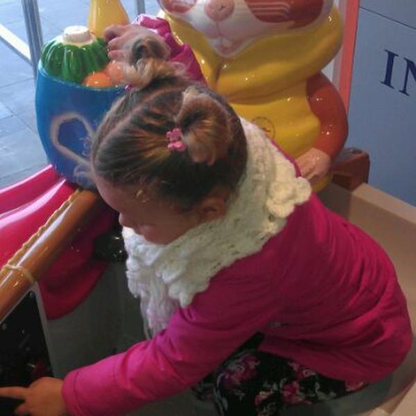 Photo taken at Albert Heijn by Patricia V. on 10/30/2011-荷兰弗莱福兰省阿尔梅勒安汶街2008号 Photo taken at Albert Heijn by Patricia V. on 10/30/2011