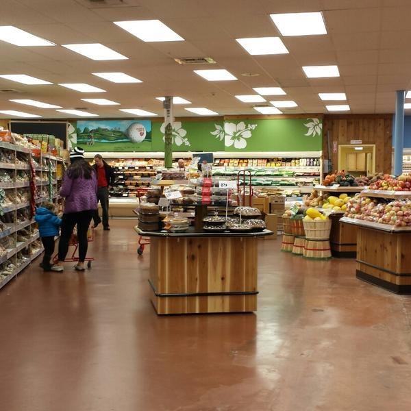 Photo taken at Trader Joe's by Tamon K. on 11/8/2014-俄亥俄 都柏林锯木厂路6355(在都柏林-威路) Photo taken at Trader Joe's by Tamon K. on 11/8/2014