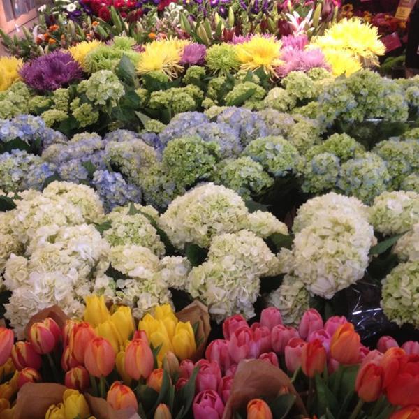 Photo taken at Whole Foods Market by Catherine on 10/6/2012-德克萨斯州奥斯丁拉马尔大道525 Photo taken at Whole Foods Market by Catherine on 10/6/2012