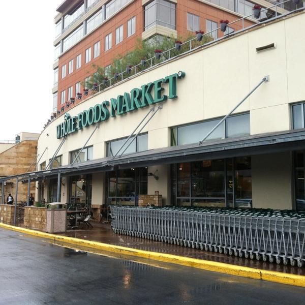 Photo taken at Whole Foods Market by Errica T. on 10/16/2013-德克萨斯州奥斯丁拉马尔大道525 Photo taken at Whole Foods Market by Errica T. on 10/16/2013