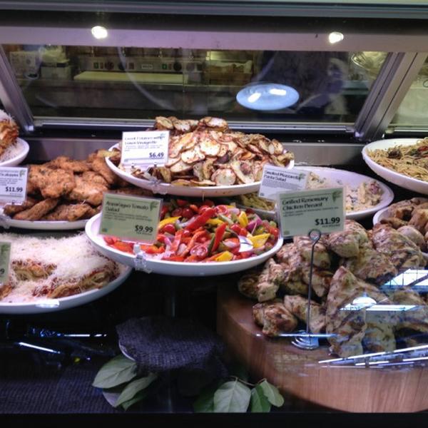 Photo taken at Whole Foods Market by SoYoung C. on 8/18/2012-威斯康辛 麦迪逊大学大道3313(山街) Photo taken at Whole Foods Market by SoYoung C. on 8/18/2012