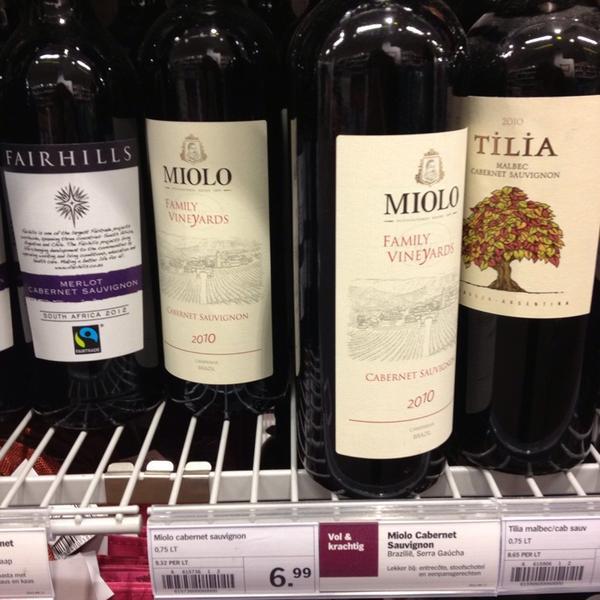 Photo taken at Albert Heijn by Aline B. on 5/19/2013