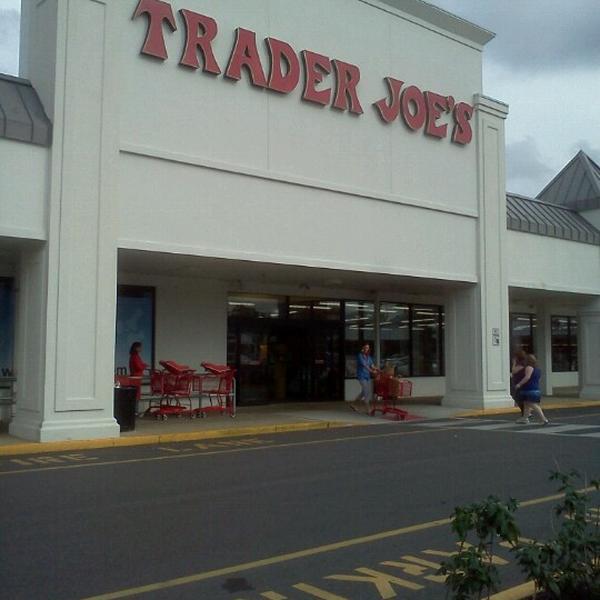 Photo taken at Trader Joe's by William C. on 9/6/2012-美国新泽西州什鲁斯伯里宽广街1031 Photo taken at Trader Joe's by William C. on 9/6/2012