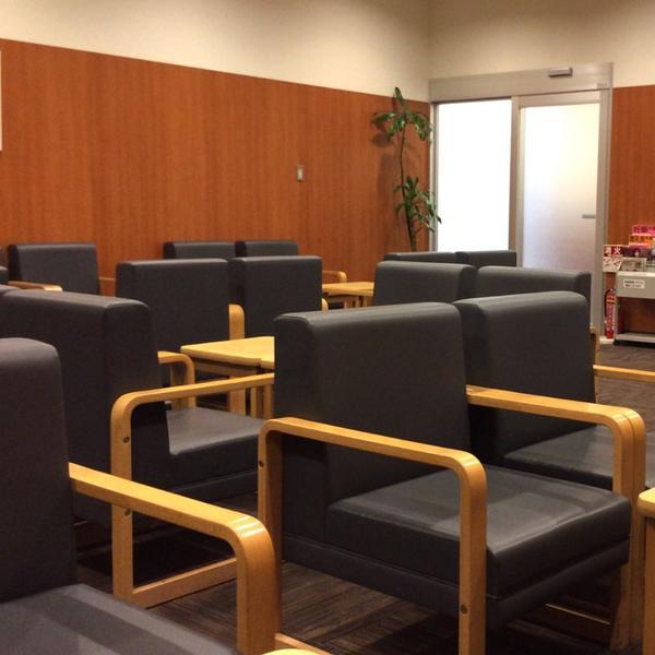 Photo taken at イオン 南风原店 by hakusan f. on 12/1/2014-冲绳县字宫平264号 吉之岛超市 Photo taken at イオン 南风原店 by hakusan f. on 12/1/2014