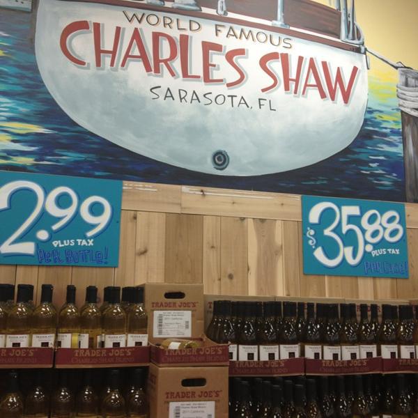 Photo taken at Trader Joes by Kathleen H. on 5/29/2013-美国佛罗里达州萨拉索塔塔米亚米街南4101 Photo taken at Trader Joes by Kathleen H. on 5/29/2013