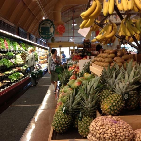 Photo taken at Whole Foods Market by California Girl (CG) on 9/28/2012-加利福尼亚州米尔谷米勒大道414号 Photo taken at Whole Foods Market by California Girl (CG) on 9/28/2012