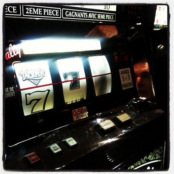 Photo taken at Casino Partouche de Palavas les Flots by Vincent S. on 11/19/2011