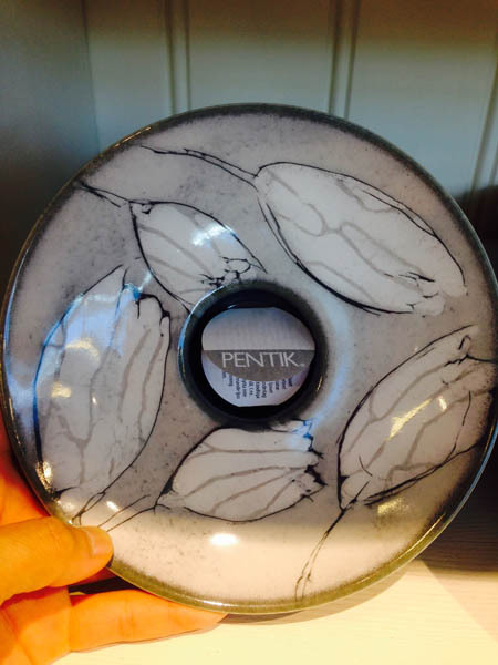 芬兰进口深色盘子-Pentik深色盘子 深色图案盘子 陶瓷盘