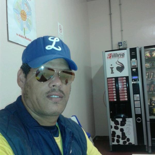 Photo taken at Auchan by Suriel S. on 10/20/2013-意大利拉齐奥菲乌米奇诺波图恩斯大街2000 Photo taken at Auchan by Suriel S. on 10/20/2013