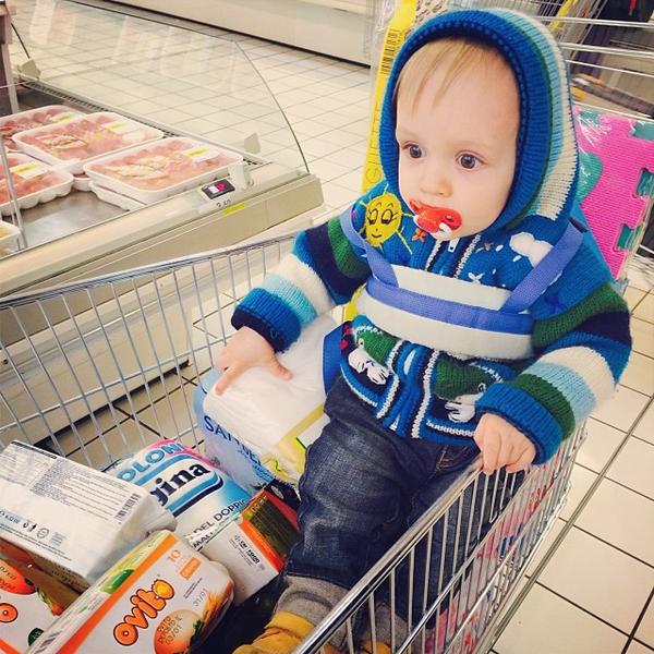 Photo taken at Auchan by Алла В. on 1/13/2014-意大利拉齐奥菲乌米奇诺波图恩斯大街2000 Photo taken at Auchan by Алла В. on 1/13/2014