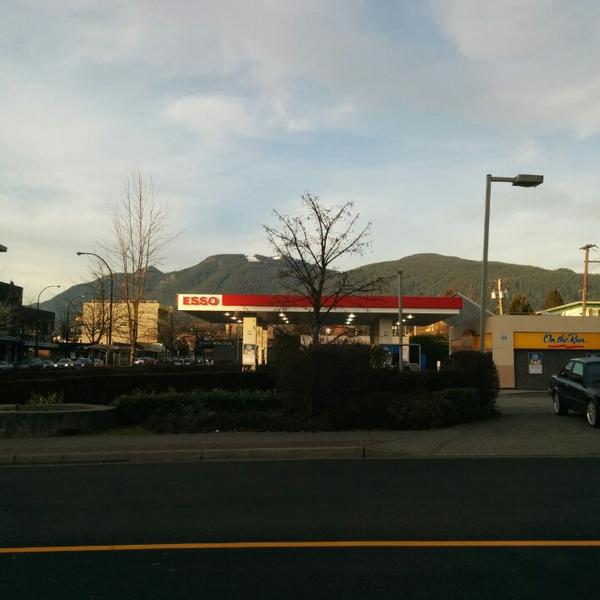 Photo taken at Loblaws City Market by Trevor H. on 11/23/2013