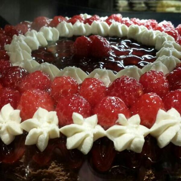 Photo taken at Whole Foods Market by SOFIA O. on 6/4/2013-德克萨斯州休斯顿市柯比路2955号 Photo taken at Whole Foods Market by SOFIA O. on 6/4/2013