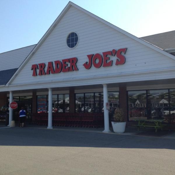 Photo taken at Trader Joe's by Marty D. on 5/19/2012-美国伊利诺斯州内珀维尔华盛顿街44 Photo taken at Trader Joe's by Marty D. on 5/19/2012