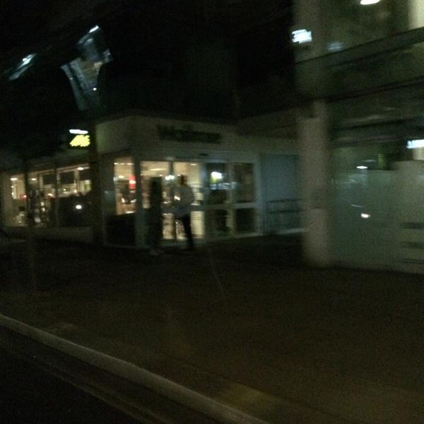 Photo taken at Waitrose by meera m. on 5/22/2014-英国伦敦贝斯沃特波切斯特路38 Photo taken at Waitrose by meera m. on 5/22/2014