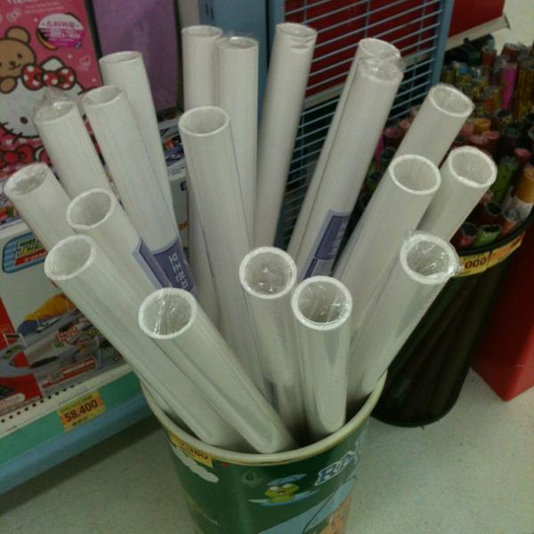 Photo taken at 롯데마트 (Lotte Mart) by Paul I. on 1/18/2013