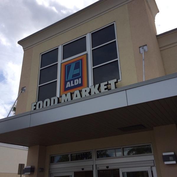 Photo taken at ALDI Food Market by Harold A. on 12/27/2013