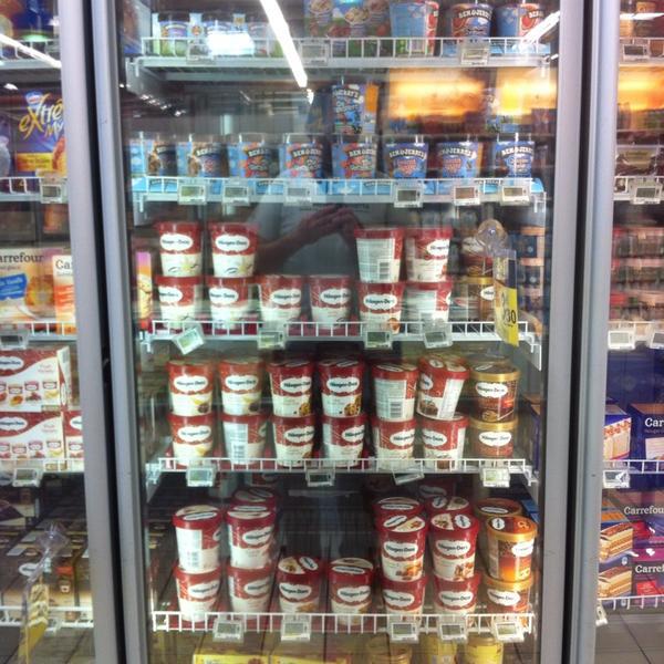 Photo taken at Carrefour by KOLHPM63 on 8/31/2013